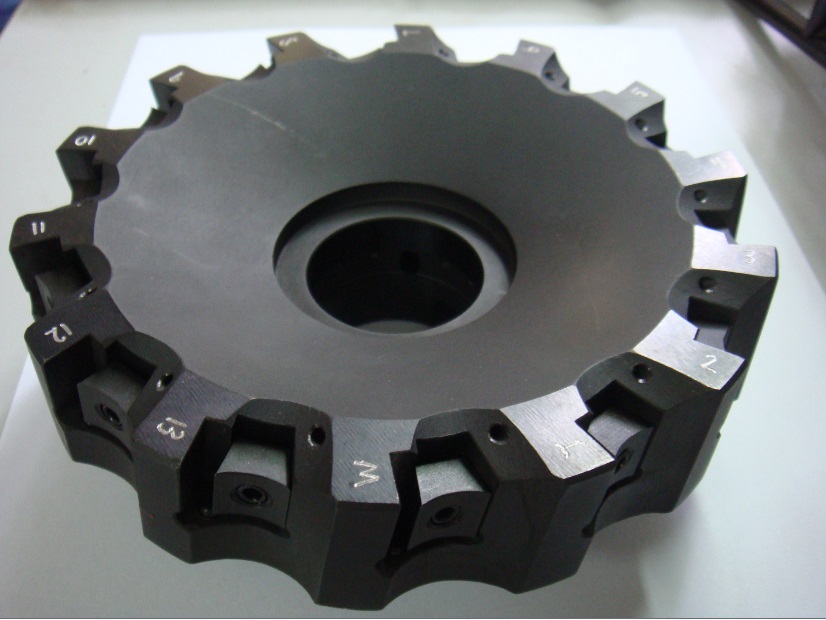 精铣刀盘